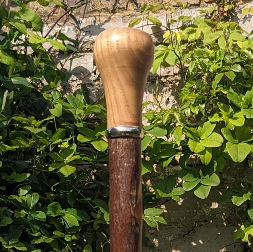 Rippled Ash Bendy Walking Stick - 95cm
